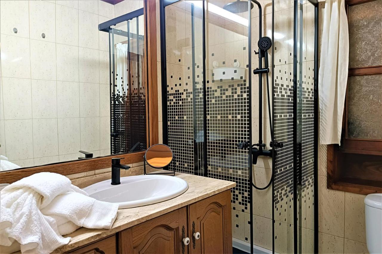 Casa La Molina- A Villa Triquivijate Bagian luar foto